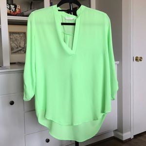Lime green feminine flowy 3/4 sleeve blouse M